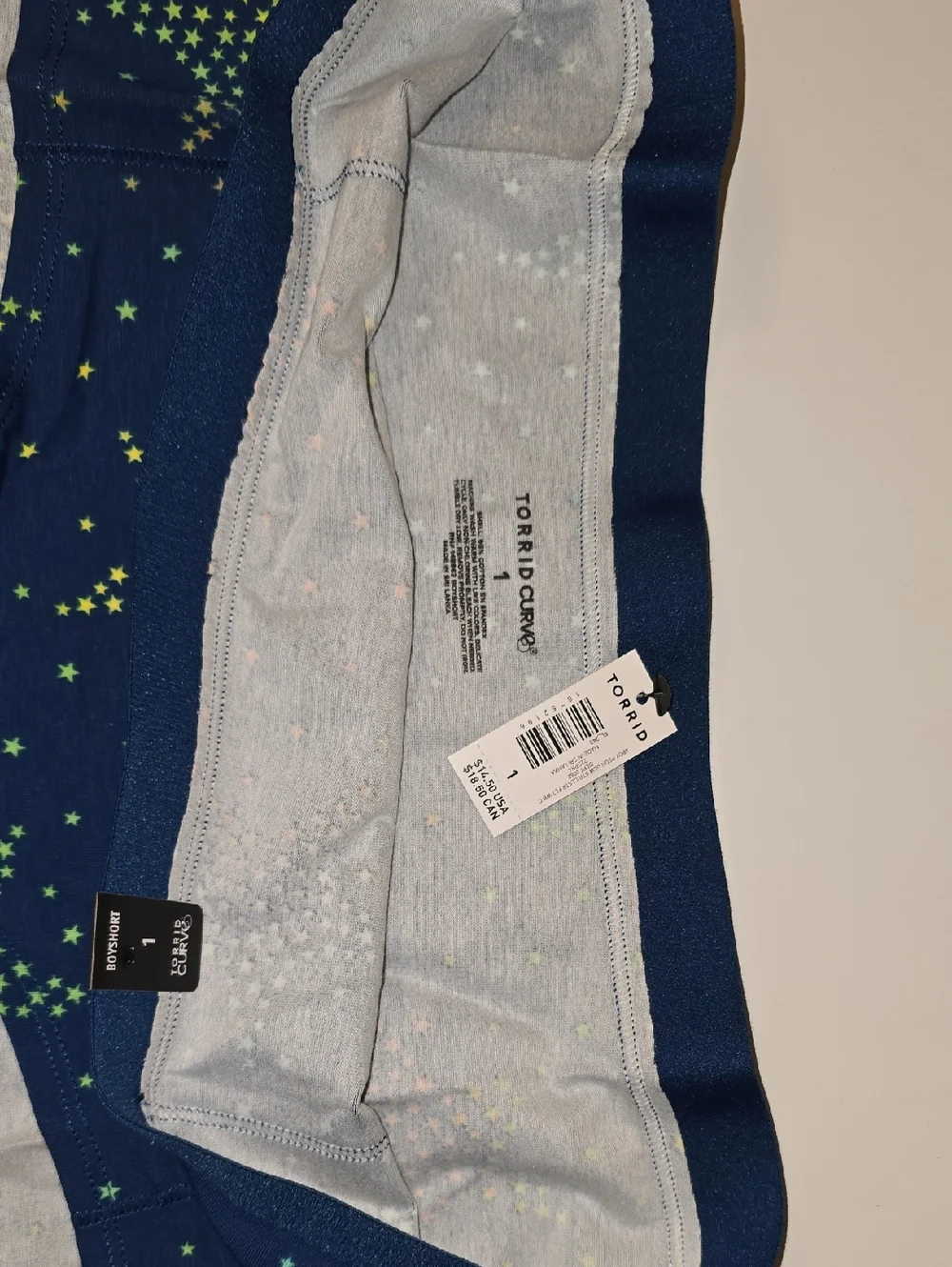 Torrid Glow Star Clusters Boy Short Panty Size 1 NWT - Picture 3 of 3